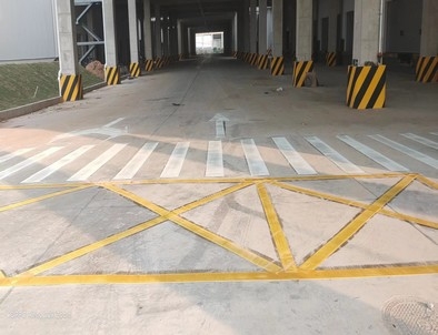 赤峰赤峰厂区道路标线施工