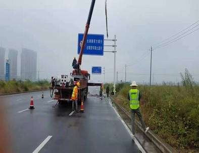 赤峰赤峰专业道路标牌施工