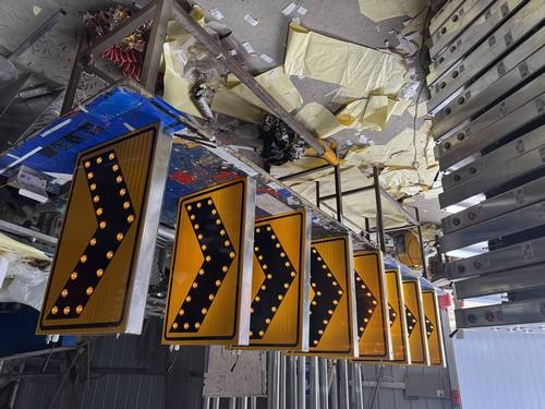 赤峰太阳能交通标牌的核心部件是电池,电池多久